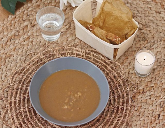 La mejor manera de acabar un miércoles en un plato. Sopa de pescado una de nuestras cenas favoritas. Por cierto, esta deliciosa 🤤

[EUS] Asteazken bat plater batekin amaitzeko modurik onena. Arrain-zopa, gure afari gogokoenetako bat. Bide batez, ikaragarri gozo dago 🤤